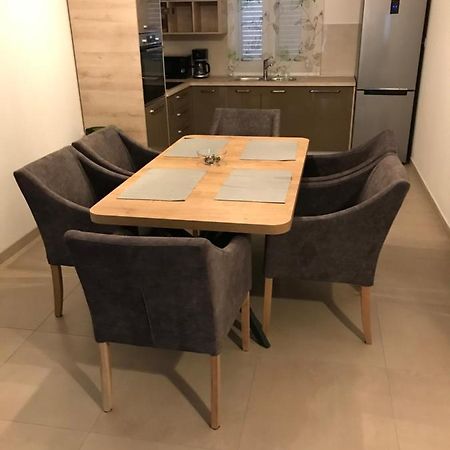 Kaštel SućuracAlbatrosアパートメント エクステリア 写真