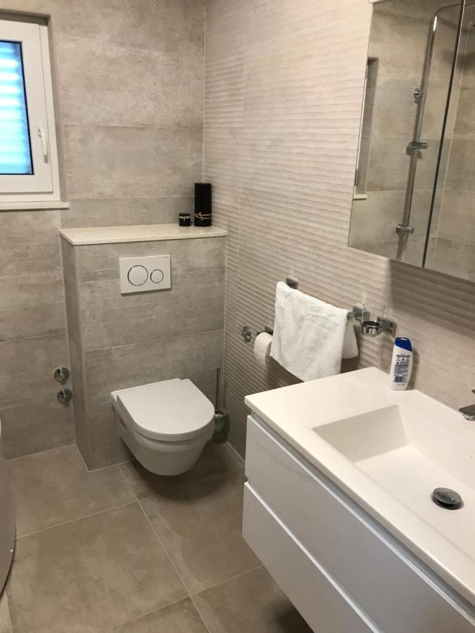 Kaštel SućuracAlbatrosアパートメント エクステリア 写真