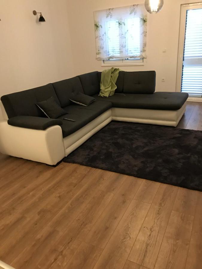 Kaštel SućuracAlbatrosアパートメント エクステリア 写真