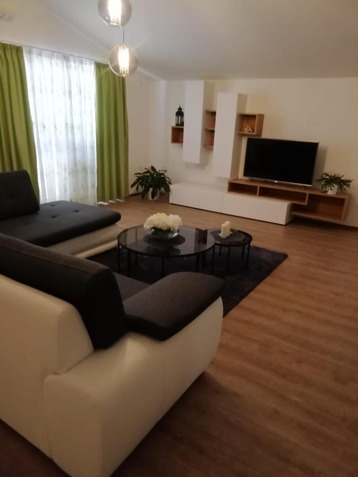 Kaštel SućuracAlbatrosアパートメント エクステリア 写真